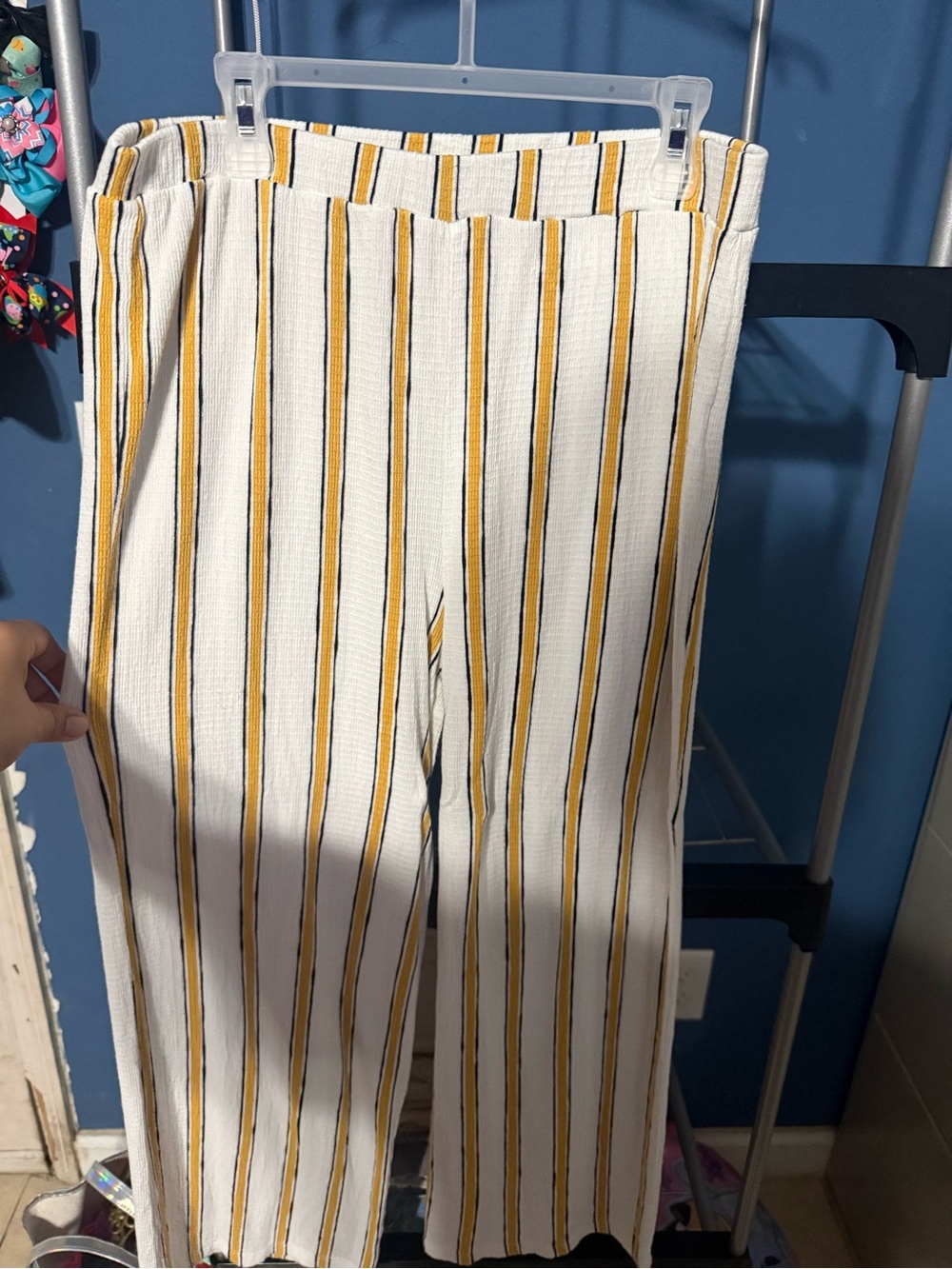 Love Tree White Cropped Trousers with Yellow and Black Stripes